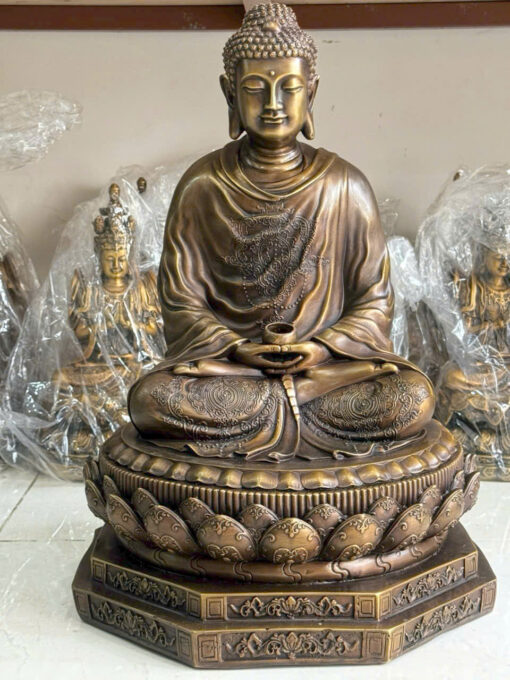 Tượng đồng bổn sư ngồi đế luc giác