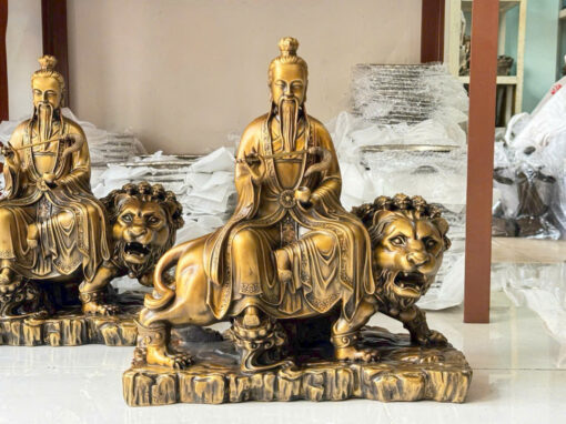 Tượng đồng thái ất chân nhân