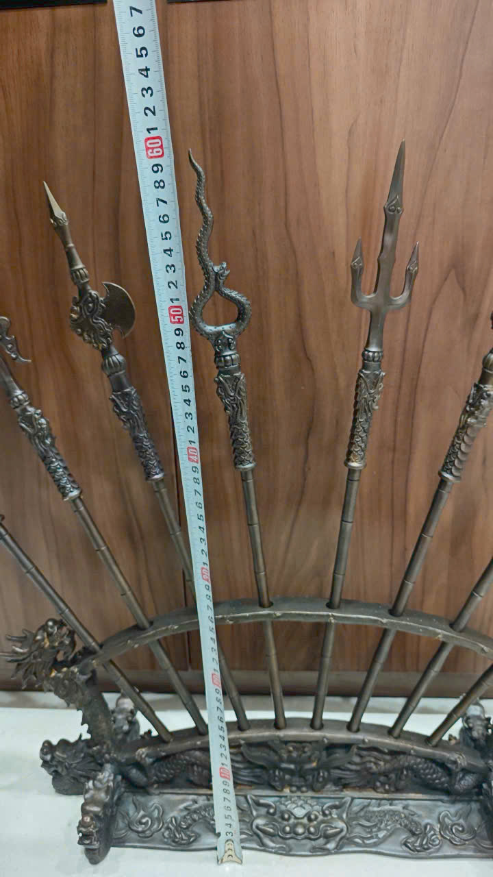 Binh khí cửu long bằng đồng - Ảnh 4