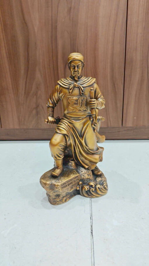 Tượng đồng Trần Hưng Đạo ( Trần Quốc Tuấn )